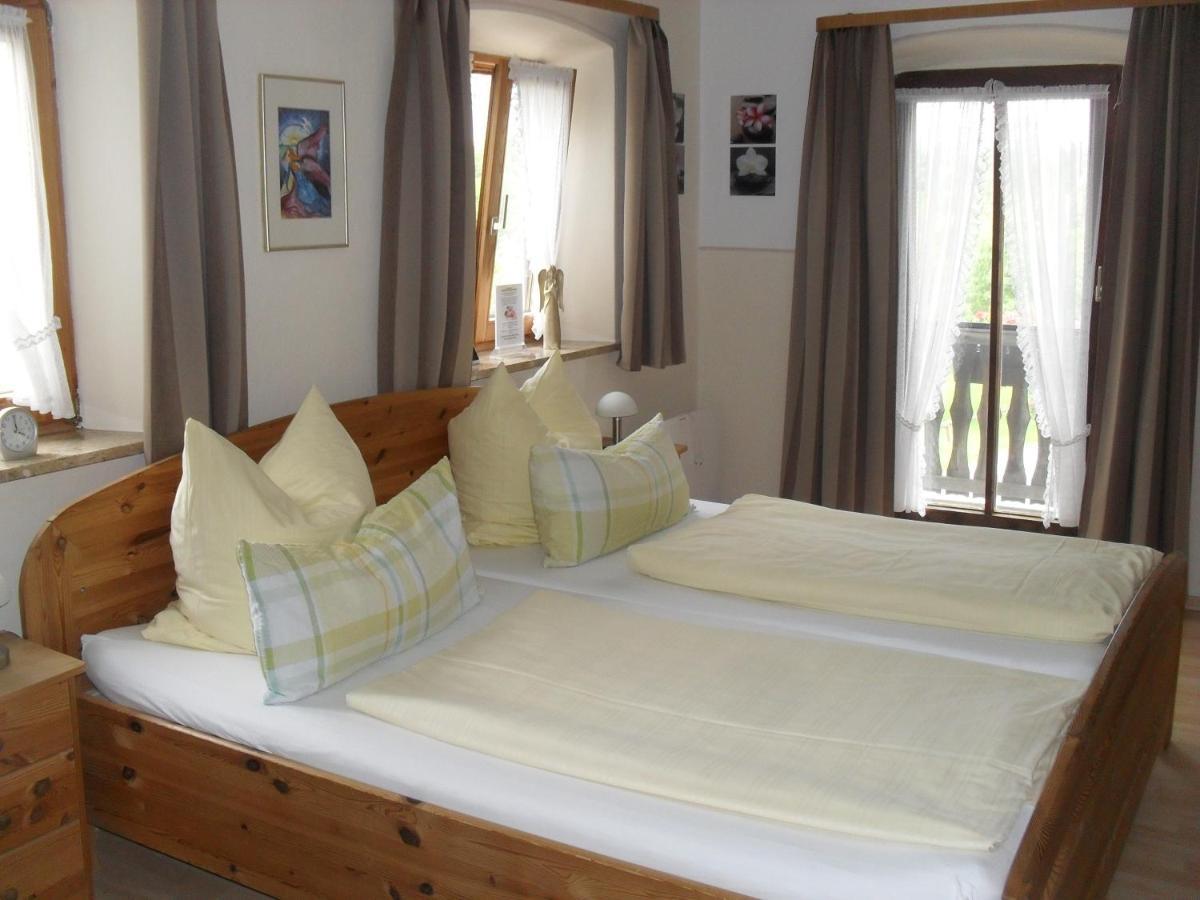 Dowis-Hof Apartment Сион-Зеебрук Екстериор снимка